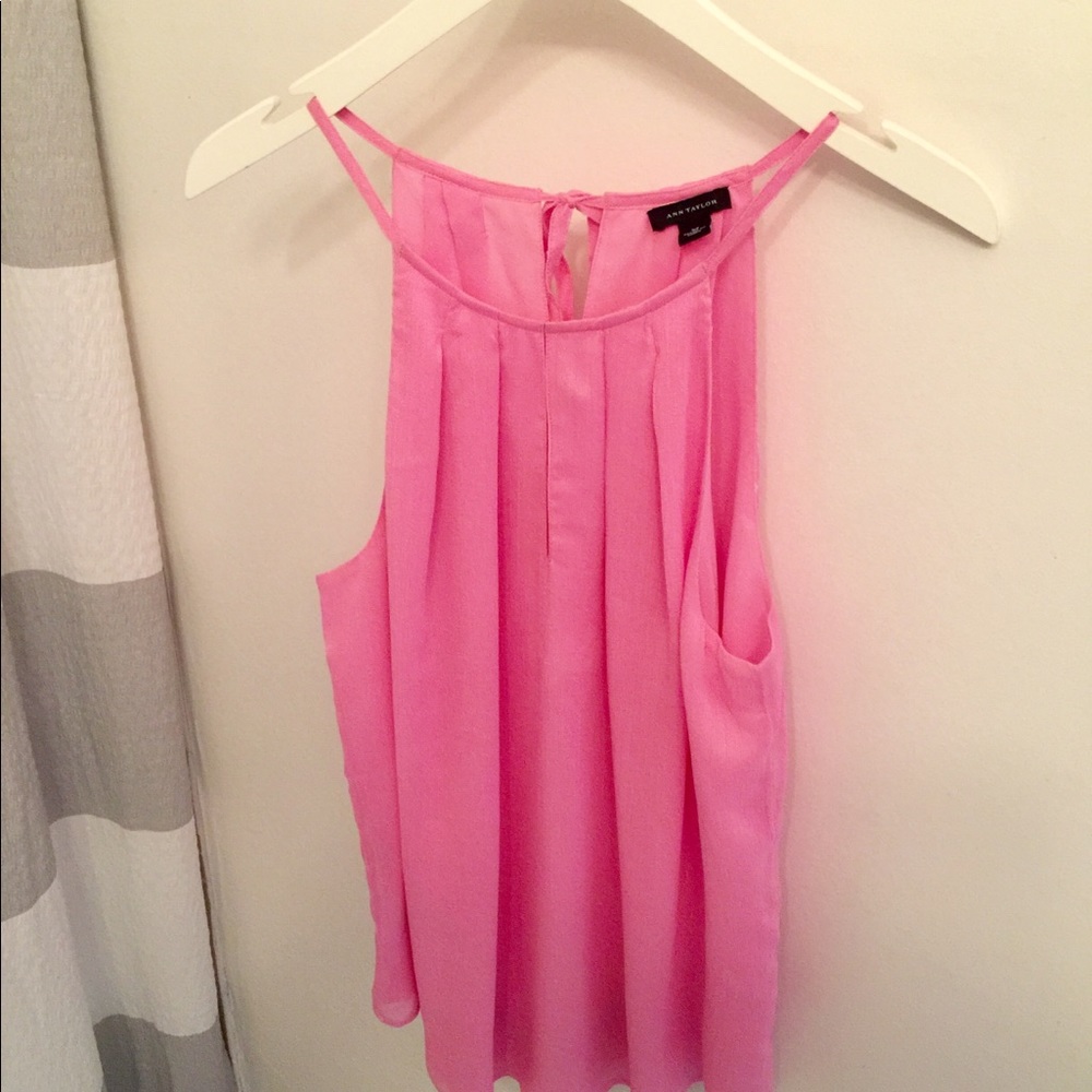 Ann Taylor Pink Keyhole High Neck Tank